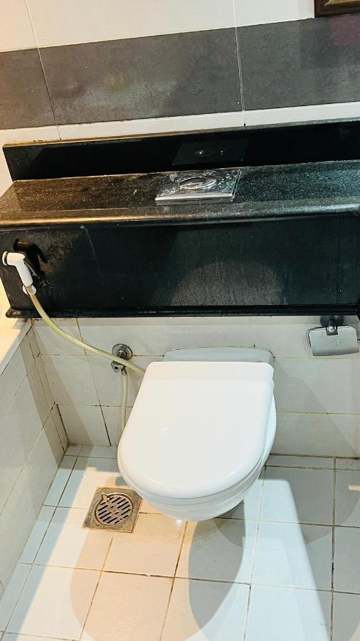 Dubai Star Hostel エクステリア 写真